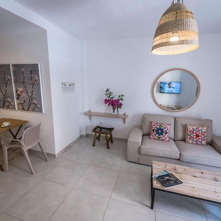 La Farmacia Apartment Gran Tarajal Bagian luar foto